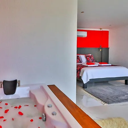 Luxury In Uzumlu Village וילה *