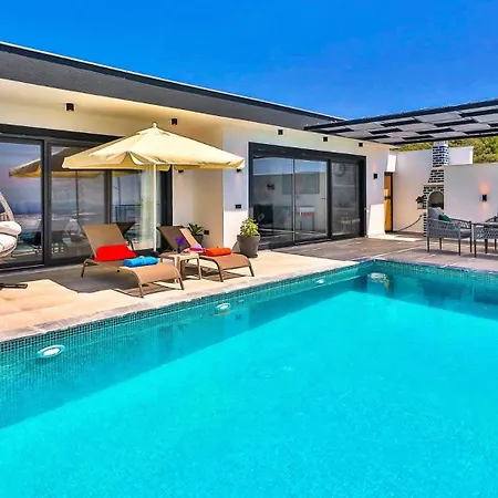 וילה Luxury In Uzumlu Village קלקן