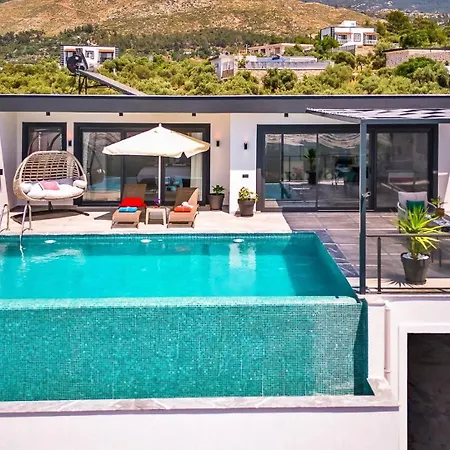 Luxury In Uzumlu Village וילה קלקן