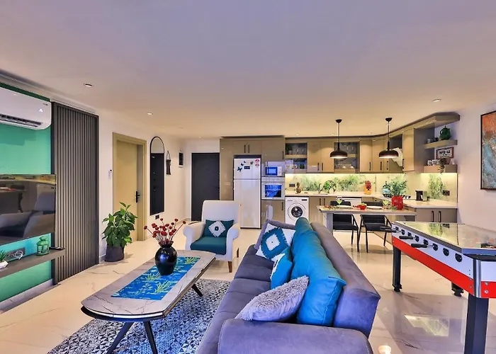 ヴィラ Luxury In Uzumlu Village *