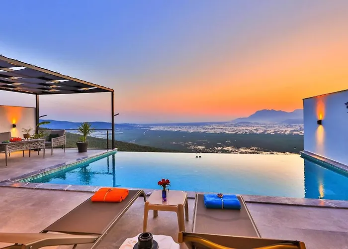 Luxury In Uzumlu Village カルカン