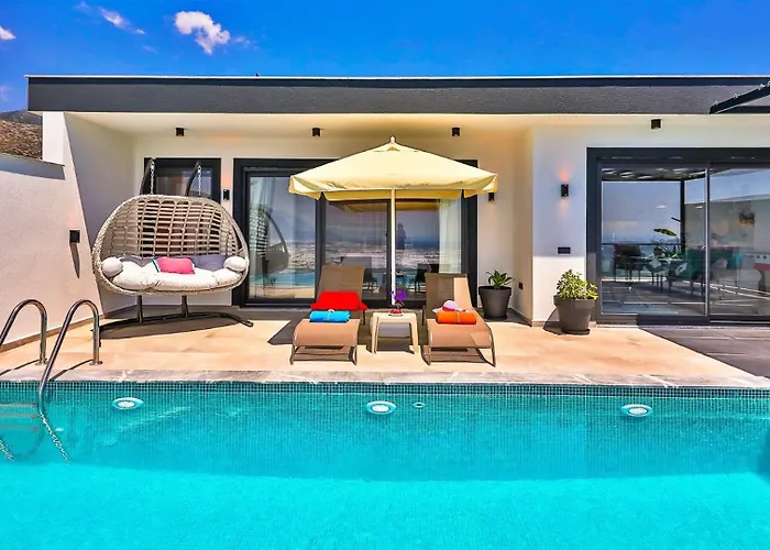 Luxury In Uzumlu Village ヴィラ カルカン