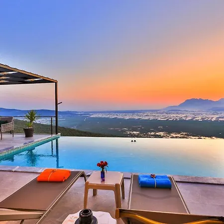 Luxury In Uzumlu Village كالكان